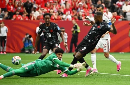 Kanada Raih Kemenangan Perdana Piala Dunia 6-0 atas Qatar, Diwarnai Cedera Ismael Kone