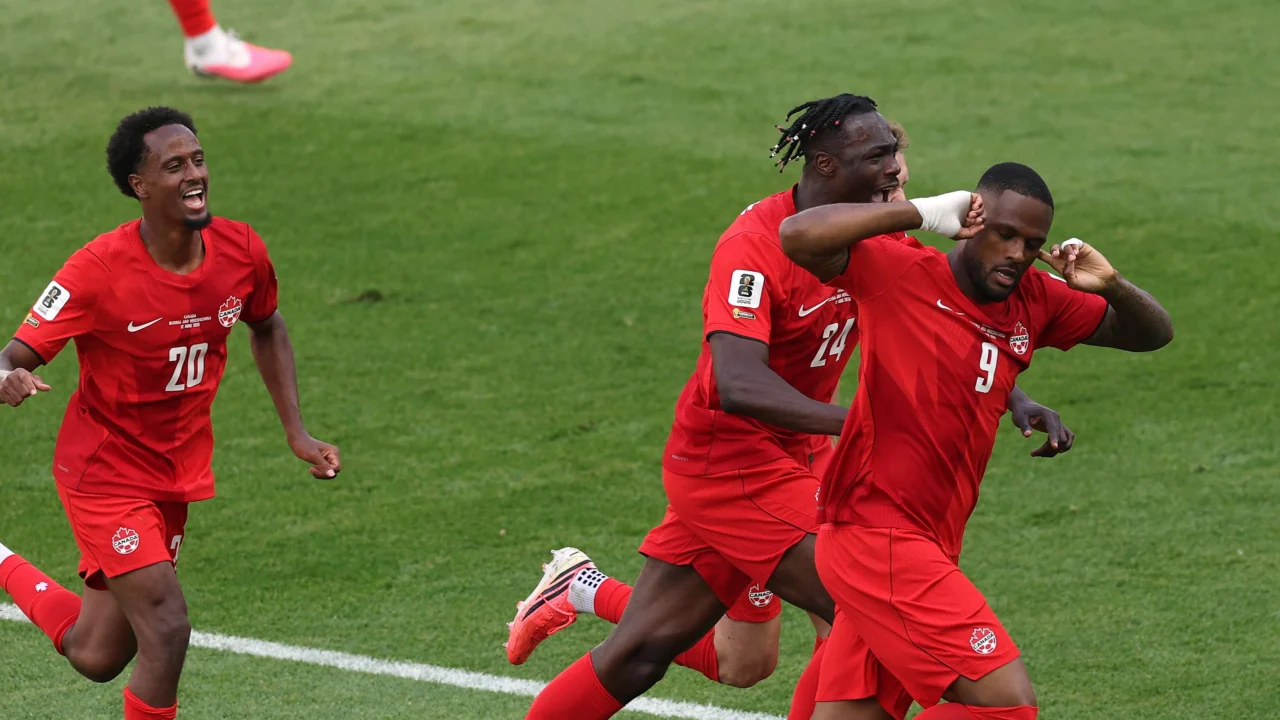 Cyle Larin Selamatkan Kanada dari Kekalahan Kontra Bosnia